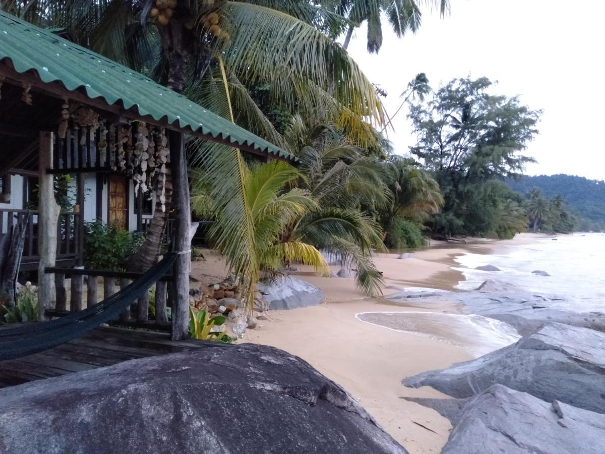 Beach House Kampung Genting Экстерьер фото