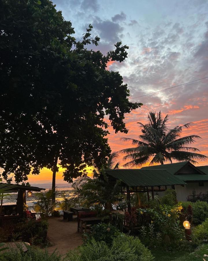 Beach House Kampung Genting Экстерьер фото