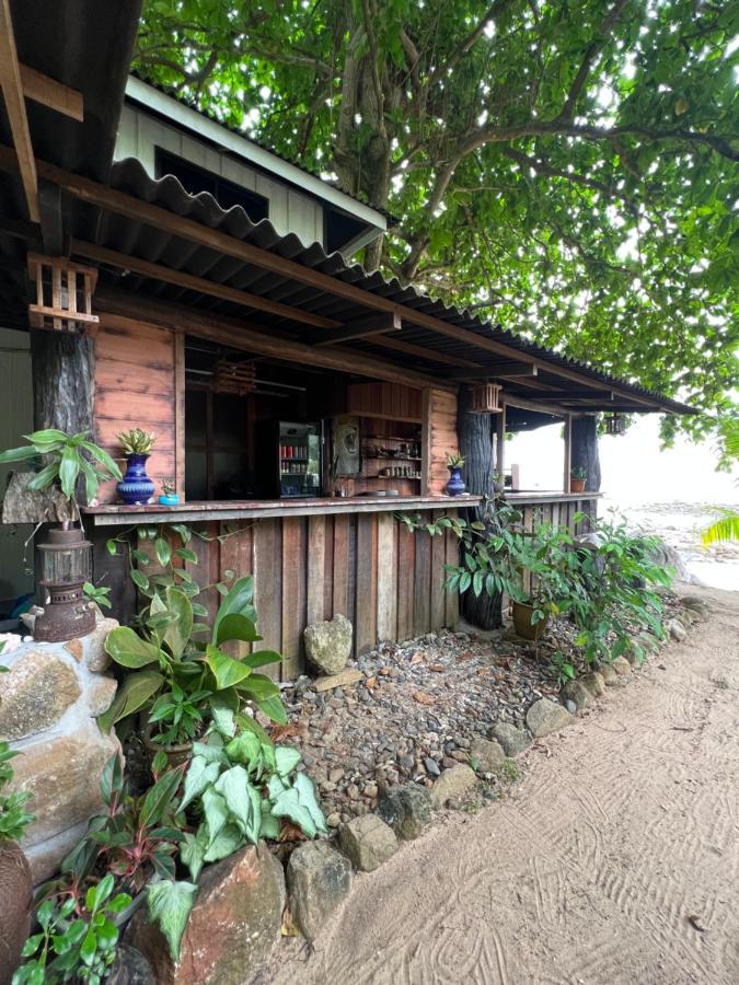 Beach House Kampung Genting Экстерьер фото