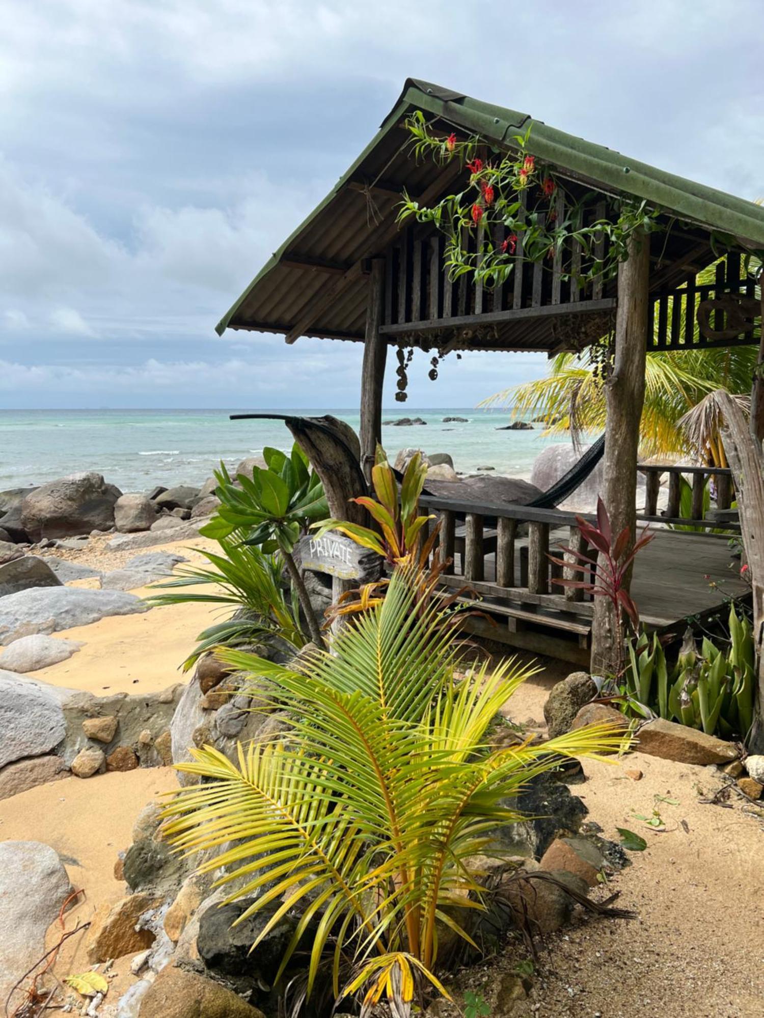 Beach House Kampung Genting Экстерьер фото