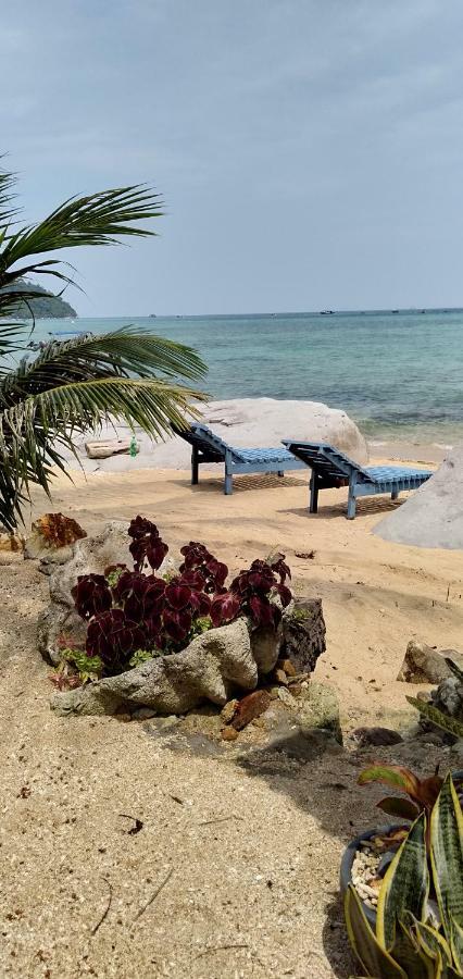 Beach House Kampung Genting Экстерьер фото